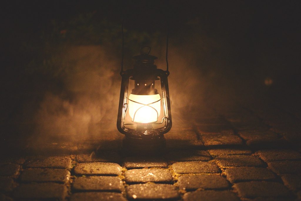 Slimme tafellampen: verlichting die meebeweegt met je stemming
